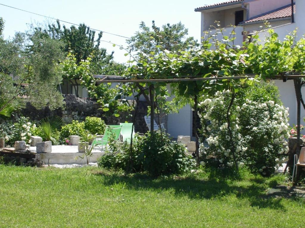 Holiday Apartment In Funtana With Balcony, Air Conditioning, Wifi, Washing Machine 4982-1 Екстер'єр фото